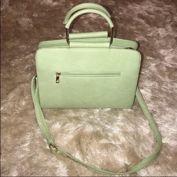 Handbag Set - Picture 10 of 11